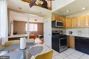 8211 Longpoint Rd, Dundalk, MD 21222 - Photo 5