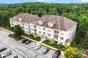 8809 Stoneridge Cir, Pikesville, MD 21208 - Photo 3
