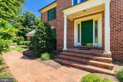 25 Dembeigh Hill Circle, Baltimore, MD 21210 - Photo 5
