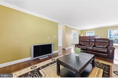 734 Essex Avenue, Baltimore, MD 21221 - Photo 9