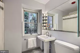 302 Dixie Dr, Towson, MD 21204 - Photo 37
