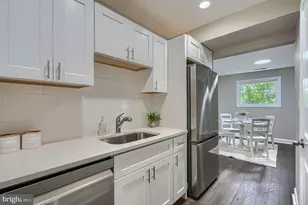 12 Warren Lodge Ct, Cockeysville, MD 21030 - Photo 11