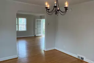 8134 Glen Gary Rd, Towson, MD 21286 - Photo 9