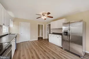 13 Glider Dr, Middle River, MD 21220 - Photo 11