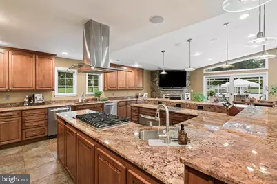 300 Chapelwood Lane, Lutherville Timonium, MD 21093 - Photo 7
