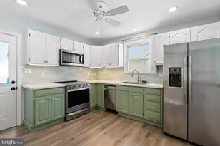 312 Maple Ave, Baltimore, MD 21221 - Photo 15