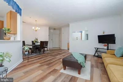 5082 Brightleaf Court #5082, Baltimore, MD 21237 - Photo 3
