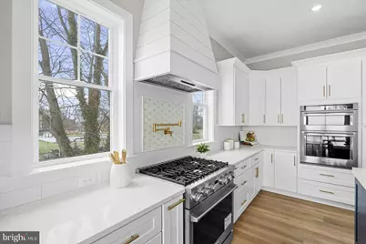 8823 Chesapeake Avenue, Sparrows Point, MD 21219 - Photo 25