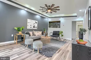 6821 Barnett Rd, Baltimore, MD 21239 - Photo 9