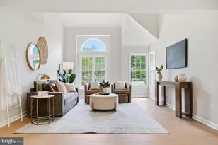 24 River Oaks Cir, Baltimore, MD 21208 - Photo 5