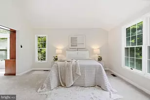 24 River Oaks Cir, Baltimore, MD 21208 - Photo 23