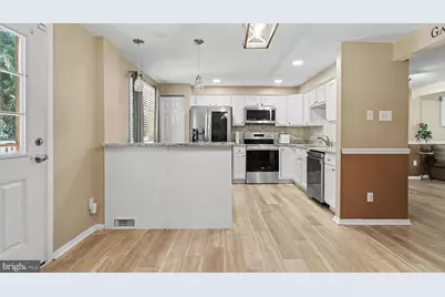14 Fitzharding Place, Owings Mills, MD 21117 - Photo 17