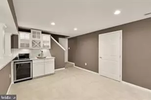 1831 Clarke Blvd, Baltimore, MD 21227 - Photo 27
