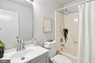 2516 Maple Rd, Baltimore, MD 21219 - Photo 25