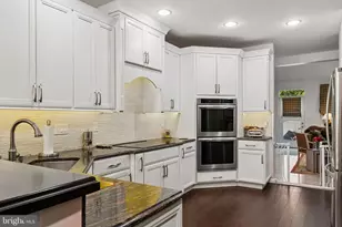 4 Wood Chester Ct, Baltimore, MD 21208 - Photo 3