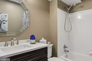 4 Wood Chester Ct, Baltimore, MD 21208 - Photo 51