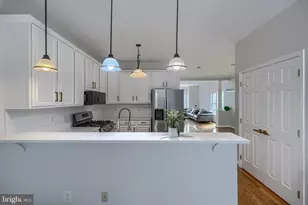 4 Carmichael Ct, Catonsville, MD 21228 - Photo 21