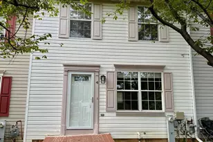 4 Nancy Ct, Rosedale, MD 21237 - Photo 1