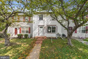 4 Nancy Ct, Rosedale, MD 21237 - Photo 1
