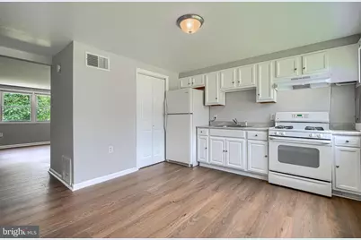 3219 Tartarian Court, Baltimore, MD 21227 - Photo 7