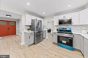 4125 Balmoral Cir, Pikesville, MD 21208 - Photo 13