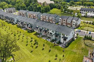240 Hickory Holw Ct, Cockeysville, MD 21030 - Photo 45