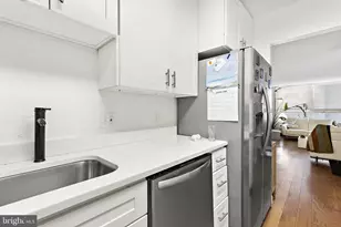 205 E Joppa Rd, Towson, MD 21286 - Photo 11