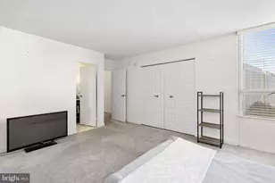 205 E Joppa Rd, Towson, MD 21286 - Photo 21
