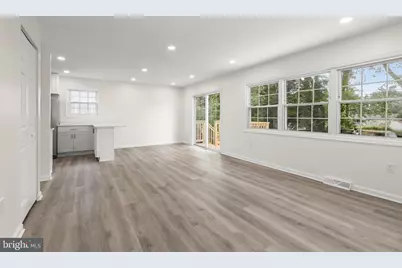 313 Academy Avenue, Reisterstown, MD 21136 - Photo 3