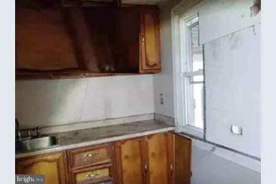 4415 Norfen Road, Halethorpe, MD 21227 - Photo 7