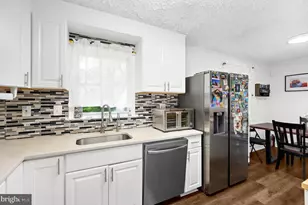 1326 Goodwood Ave, Essex, MD 21221 - Photo 11