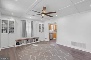 2010 Longview Ave, Baltimore, MD 21237 - Photo 9