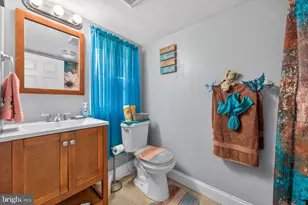 724 Charing Cross Rd, Baltimore, MD 21229 - Photo 25