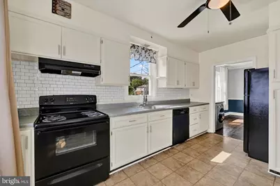 3655 Forest Garden Avenue, Baltimore, MD 21207 - Photo 9