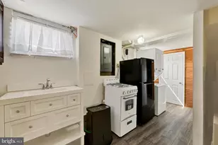 3655 Forest Garden Ave, Baltimore, MD 21207 - Photo 19