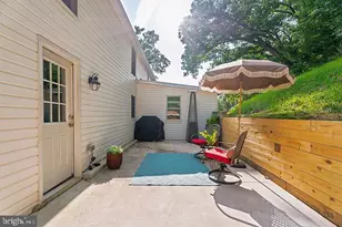 26 Hillside Ave, Cockeysville, MD 21030 - Photo 23