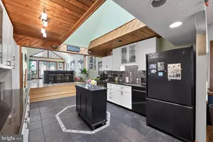 1302 Shore Rd, Baltimore, MD 21220 - Photo 15
