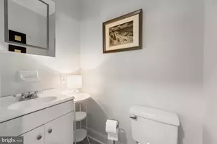 6 Park Dr, Catonsville, MD 21228 - Photo 21