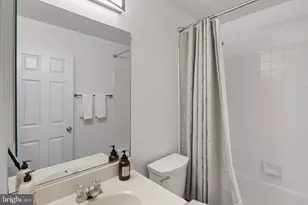 10 Tollington Ct, Halethorpe, MD 21227 - Photo 17