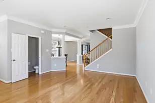 8888 Paddock Ln, Baltimore, MD 21234 - Photo 7