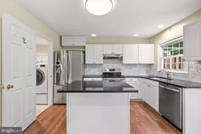 41 Rosland Court, Baltimore, MD 21208 - Photo 19