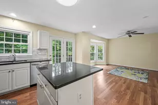 41 Rosland Ct, Baltimore, MD 21208 - Photo 21