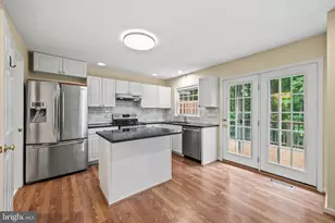 41 Rosland Ct, Baltimore, MD 21208 - Photo 5