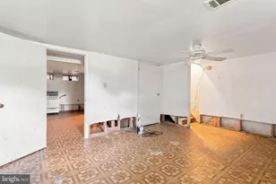 3138 Ryerson Cir, Halethorpe, MD 21227 - Photo 21