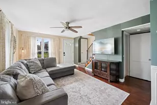 7912 St Bridget Ln, Baltimore, MD 21222 - Photo 5