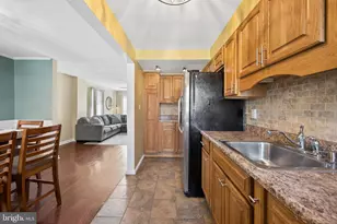 7912 St Bridget Ln, Baltimore, MD 21222 - Photo 9