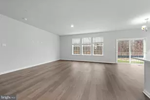 1205 Otter Pt Ct, Middle River, MD 21220 - Photo 3