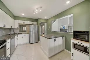 6943 Clearwind Ct, Baltimore, MD 21209 - Photo 9
