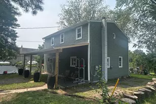 802 Creek Rd, Essex, MD 21221 - Photo 9