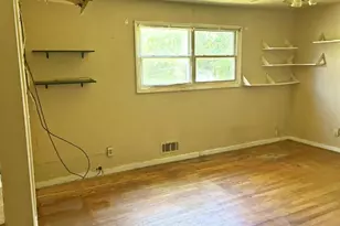 7402 Shirley Rd, Gwynn Oak, MD 21207 - Photo 9